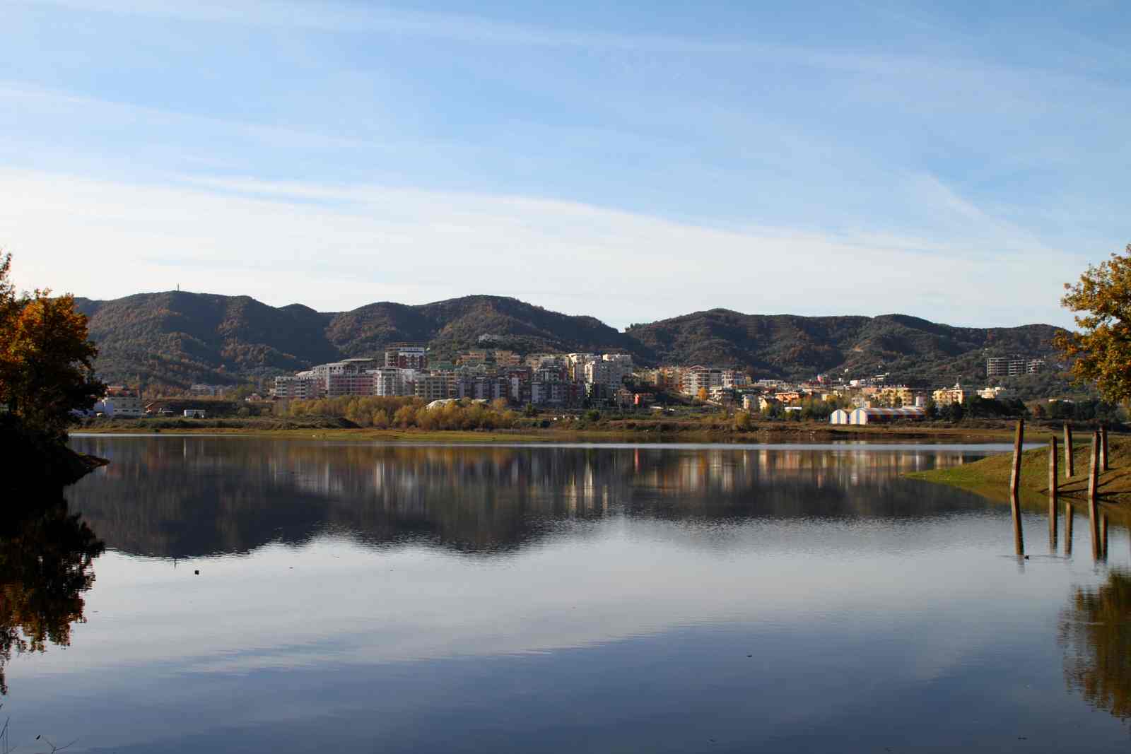 Lago artificiale di Tirana